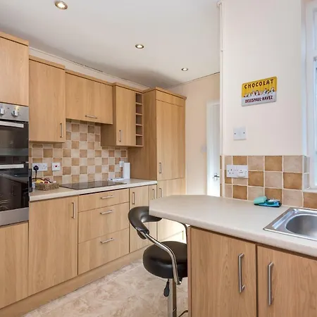 Cosy & Victorian House - Pass The Keys * York