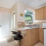 Lockwood St Cosy Victorian House In With Parking Pass The Keys